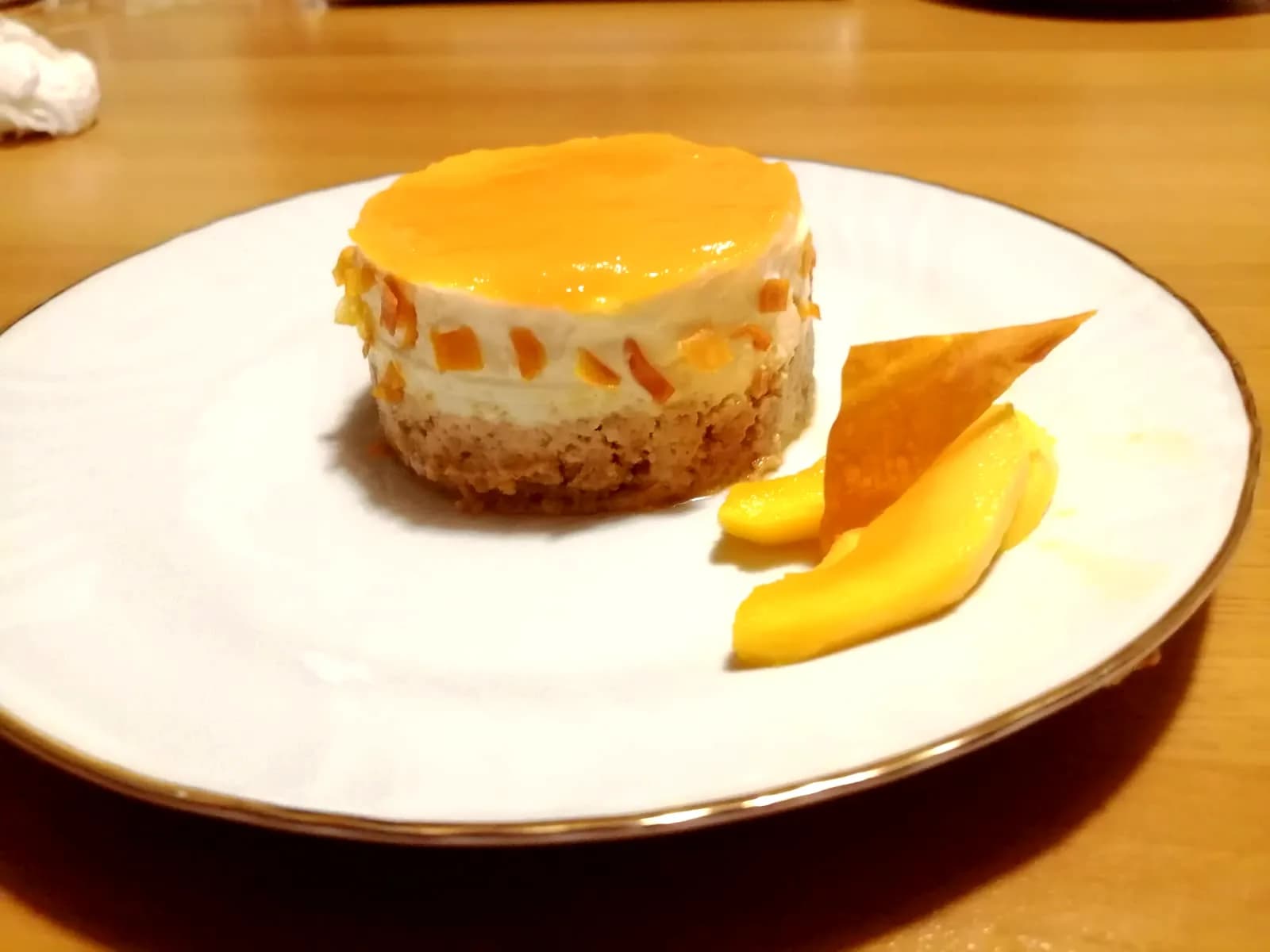 cheesecake di mango con canditi